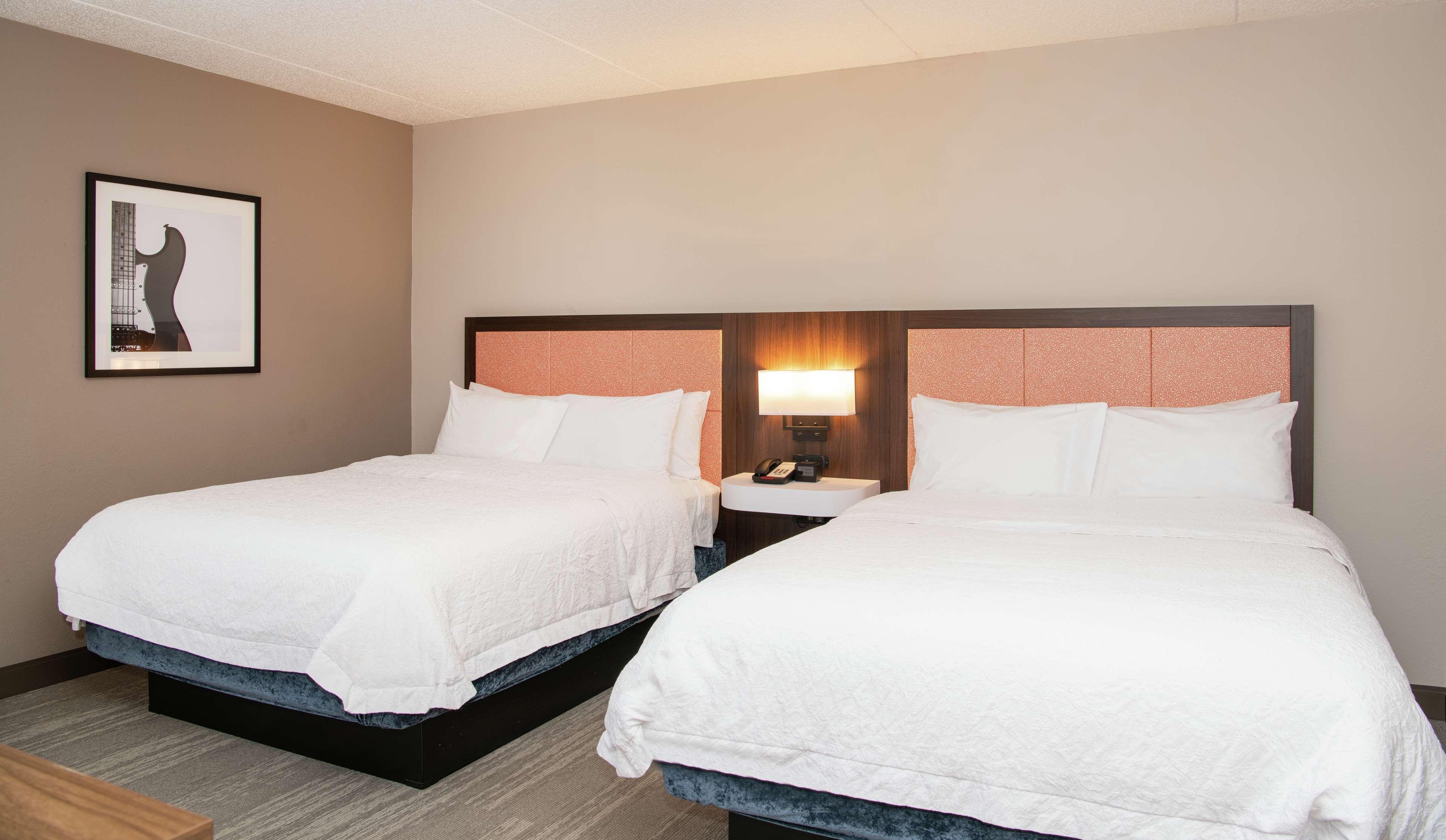 Hampton Inn Cleveland-Solon Экстерьер фото