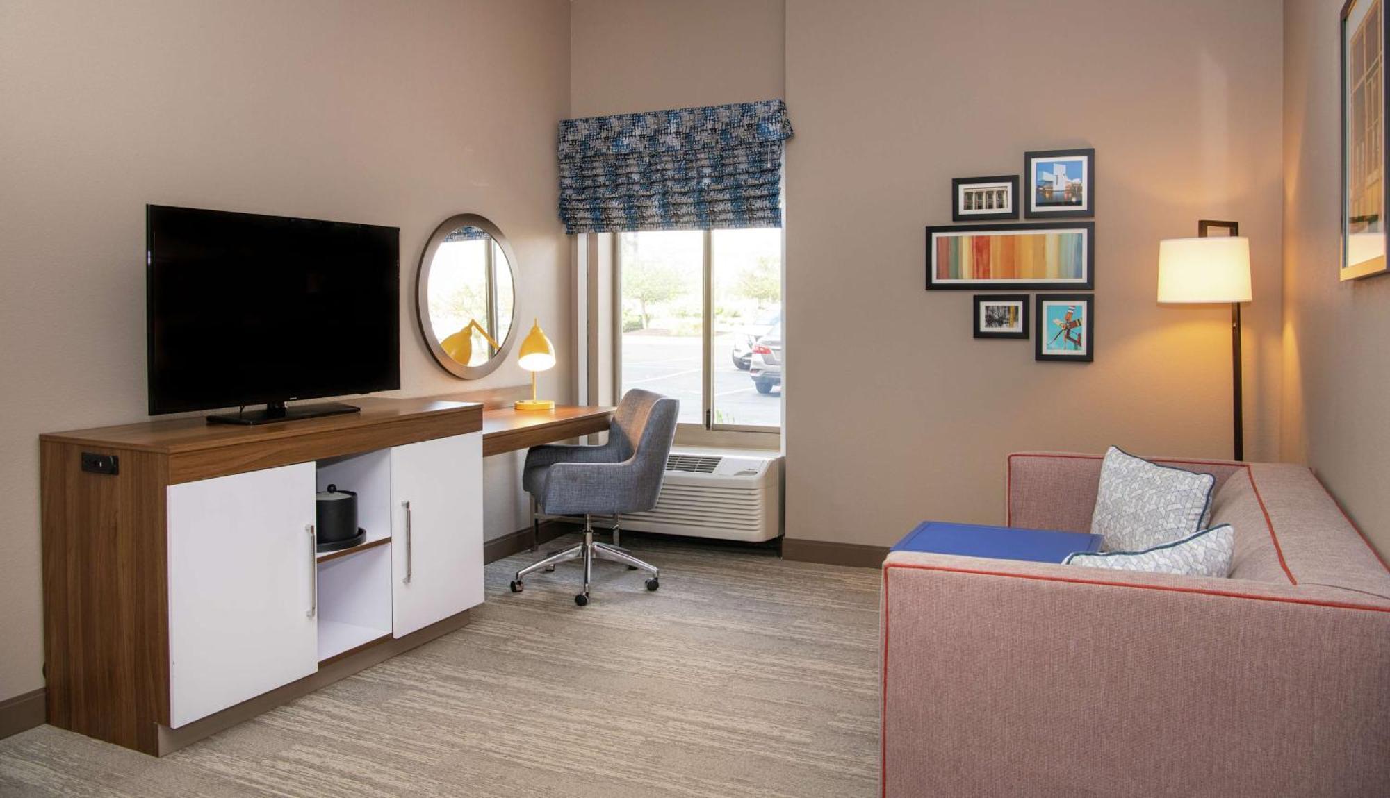 Hampton Inn Cleveland-Solon Экстерьер фото